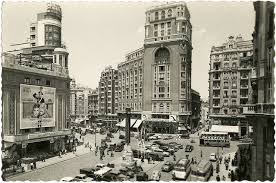 Cine Callao Palacio De La Prensa Madrid 1954 By Roloff Via Flickr Con Imagenes Fotos Antiguas Madrid Fotos Antiguas Foto Madrid