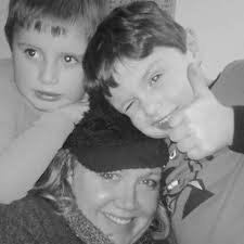 Jeanne Okeefe's Instagram, Twitter & Facebook