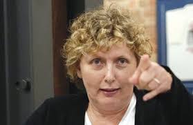 Tia Garrett's Instagram, Twitter & Facebook