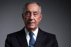 A 24 de janeiro de 2016 venceu as eleições presidenciais e sucedeu a aníbal cavaco silva na presidência da república de portugal. Marcelo Acusou Positivo A Covid 19 E Ja Repetiu Teste Coronavirus Publico