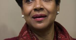 Cosby Show' actress imparts words of wisdom to students