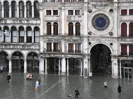 Diese überraschenden ergebnisse kommen dadurch zustande, dass die geowissenschaftler. Venedig Unter Wasser Panorama
