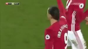 C'est le choc de cette nouvelle journée ! Manchester United Vs Liverpool Zlatan Ibrahimovic Celebration On Make A Gif
