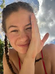 Taking a solo trip to Aruba next week! Any other females doing the same?!