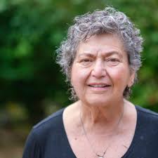 Celia Rosenberg's Instagram, Twitter & Facebook