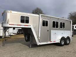 2 horse gooseneck trailer for sale. 2004 Featherlite 2 Horse Gooseneck Slant Load