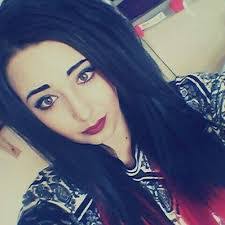 Shauna Kirk's Instagram, Twitter & Facebook