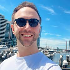 Okay, it's time to take an educated — or wildly uneducated — guess: do you  know what this image shows? We'll reveal the answer to this microscopic  mystery tomorrow morning 🧐 (The