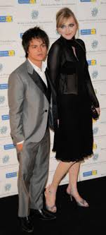 He has been married to sophie dahl since january 9, 2010. Jamie Cullum With Wife 13or30