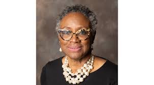 Edwina Patterson's Instagram, Twitter & Facebook