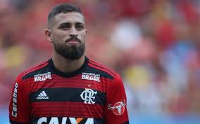 Medipol başakşehir, milan'dan stoper oyuncusu leonardo duarte'nin transferini açıkladı. Leo Duarte Ac Milan Spot