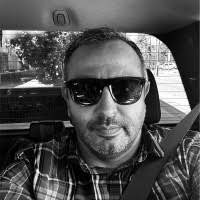 30+ perfiles de «Victor Rocha»