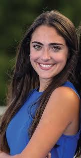 Anna Swisher's Instagram, Twitter & Facebook