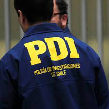 Valeria vivanco caro siempre quiso ser policía, como sus hermanos mayores y desde niña, mostró la voluntad y el carácter que se requiere para ejercer una profesión ruda para una mujer, en un país machista y una institución comandada por hombres como la pdi. Funcionaria Pdi Asesinada En La Pintana Uno De Los Sospechoso Del Crimen Se Entrego En Cancha