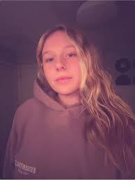 Dominique Dotson's Instagram, Twitter & Facebook