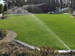 Wer dachte ein bewässerungssystem ist nur ein schlauch. Bewasserungsanlage Garten Galabau Mahler