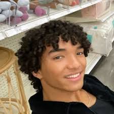 I am excited to share my acceptance of the DeNardo Science Research Scholar  Award at Santa Clara University! I am beyond grateful and honored to be  selected for this lectureship. I look