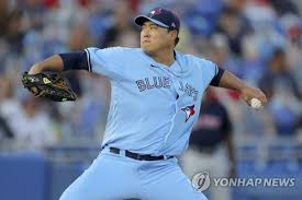 류현진(柳賢振, 1987년 3월 25일 ~ )은 대한민국의 야구 선수이자, 현 메이저 리그 토론토 블루제이스의 투수이다. ë¥˜í˜„ì§„ ì•½í–ˆë˜ ë³´ìŠ¤í„´ì— 7ì´ë‹ ë¬´ì‹¤ì  ì™„ë²½ ì„¤ìš• ì‹œì¦Œ 4ìŠ¹ ì¢…í•© ì—°í•©ë‰´ìŠ¤