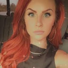 Ashley Slabaugh's Instagram, Twitter & Facebook