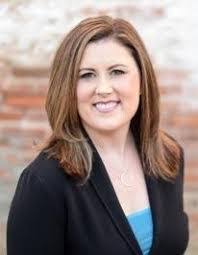 Sara Walter's Instagram, Twitter & Facebook