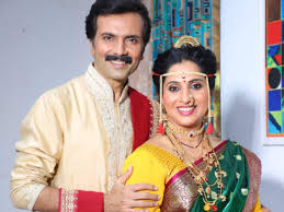 Aai Kuthe Kay Karte Aniruddha And Arundhati S 25th Wedding Anniversary Special Episode To Air Soon Times Of India Aai kuthe kay karte tv show is on the top of the trp charts due to its twists and turns. aai kuthe kay karte aniruddha and
