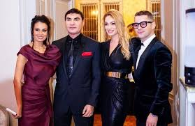 Cristi borcea / stiri cristi borcea. Cristi Borcea Prima ApariÈ›ie MondenÄƒ DupÄƒ Eliberare La Ce Eveniment A ApÄƒrut AlÄƒturi De Valentina Pelinel