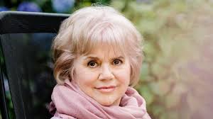 Linda Ronstadt, Retired From Singing, Is Still a Glorious Voice - The New  York Times