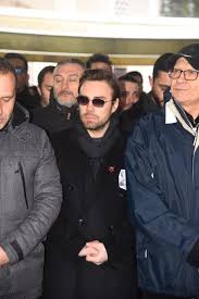 Hande erçel, aralık ayında hürriyet'e verdiği röportajda annesine donör olacağını açıklamıştı. Hande Ercel In Annesi Aylin Ercel Son Yolculuguna Ugurlandi Hande Ercel Kimdir Magazin Haberleri Fiskos Haberleri