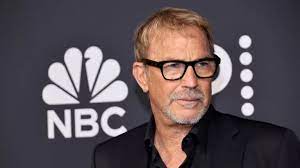 Demandan a Kevin Costner por improvisar una escena de violación en set de  filmación — Futuro Chile