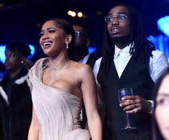 Diamonté quiava valentin harper, known professionally as saweetie, is an american rapper and songwriter. Quavo And Saweetie Involved In Elevator Dispute Caught On Camera New York Daily News