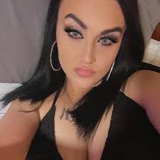 Lady discovers surprise triplet pregnancy