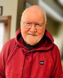 Charlie Frisbie's Instagram, Twitter & Facebook