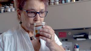 Taste This: The Connoisseurs Guide to Tasting Honey with Amina Harris at  the UC Davis Honey and Pollination Center