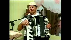 Dominguinhos was an accomplished musician, singer and composer, faithful to the roots of forró, with a. Dominguinhos Da Valsa Ao Forro Um Passeio Por Diversos Estilos E Generos Musicais Generos Musicais Musica Musica Brasileira