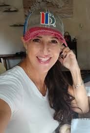 Hi! I'm Looking for an English exchange club in Burgas or person who is  interested in spending a couple of hours a week just speaking English 🙂