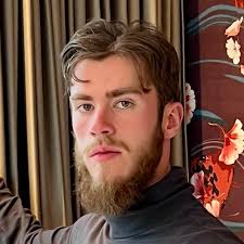 Have you seen that chicken? It's another NYS Route 8 Adirondack Roadside  Oddity this time in Chestertown, NY. This used to be the Silver Star  Restaurant and Tavern, and it is not