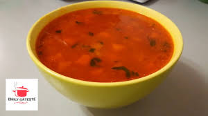 Carne de porc 2 morcovi , 1 pastarnac , 1 patrunjel , 1 ceapa , 2 cartofi , 3 linguri smantana , 1 ou , zeama de lamaie , ulei , sare , pat. Ciorba De Legume Cu Carne De Porc Youtube