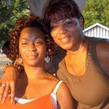 Tina Roberson's Instagram, Twitter & Facebook