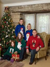 Get ready for the big day with our favourite free festive patterns. Free Christmas Sweater Knitting And Crochet Patterns