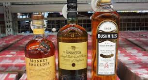 That's one jigger of whiskey with two to three ounces of ginger ale. 4 Simple Ways To Drink Amarula Wikihow
