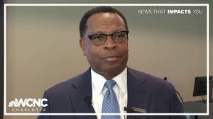 Queens University announces plan to merge with Elon University