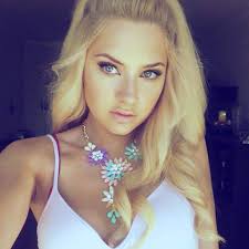 ILUANKEET: Brigitte Susanne Hunt