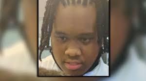 Mother of teen barber says her son tried to call, warn her about shooting  before he died