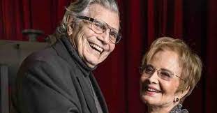 Facebook gives people the power to share and makes the world more open and connected. Tarcisio Meira E Gloria Menezes Sao Internados Com Covid 19 Diz Colunista Ator Esta Intubado Istoe Independente