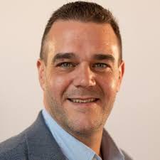 Boost Sales Focus: Avoid Multitasking with These Tips