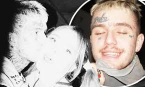 And grieving bella thorne was seen preparing to leave los. Bella Thorne Mourns The Death Of Ex Lil Peep At Only 21 Daily Mail Online