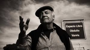Eduardo Galeano: El Legado Imborrable de la Voz Latinoamericana
