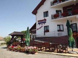Parcare auto cu paza in incinta pensiunii. Pensiunea Tomis In Baile Felix Romania Lets Book Hotel
