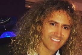 Cugini di campagna, chi è Nick Luciani? Età, moglie, figli, dove vive,  muratore, canzoni, voce, Maneskin, Instagram