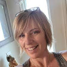 Phyllis Lavelle's Instagram, Twitter & Facebook